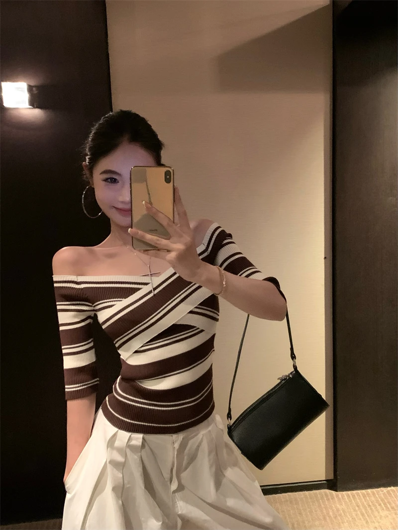 

Sexy Crisscross Boat Neck Striped Short-sleeve Knitted T-shirt For Women Slim-fit Shoulder-baring Hot-girl Style Versatile Tops