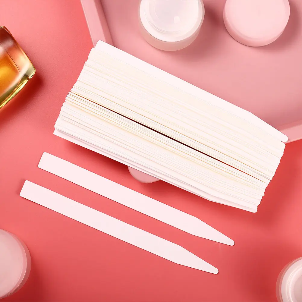 200Pcs Perfume Test Strips Blank Smelling Paper Strong Absorption for Essential Oils Aromatherapy Fragrance Testing Paper