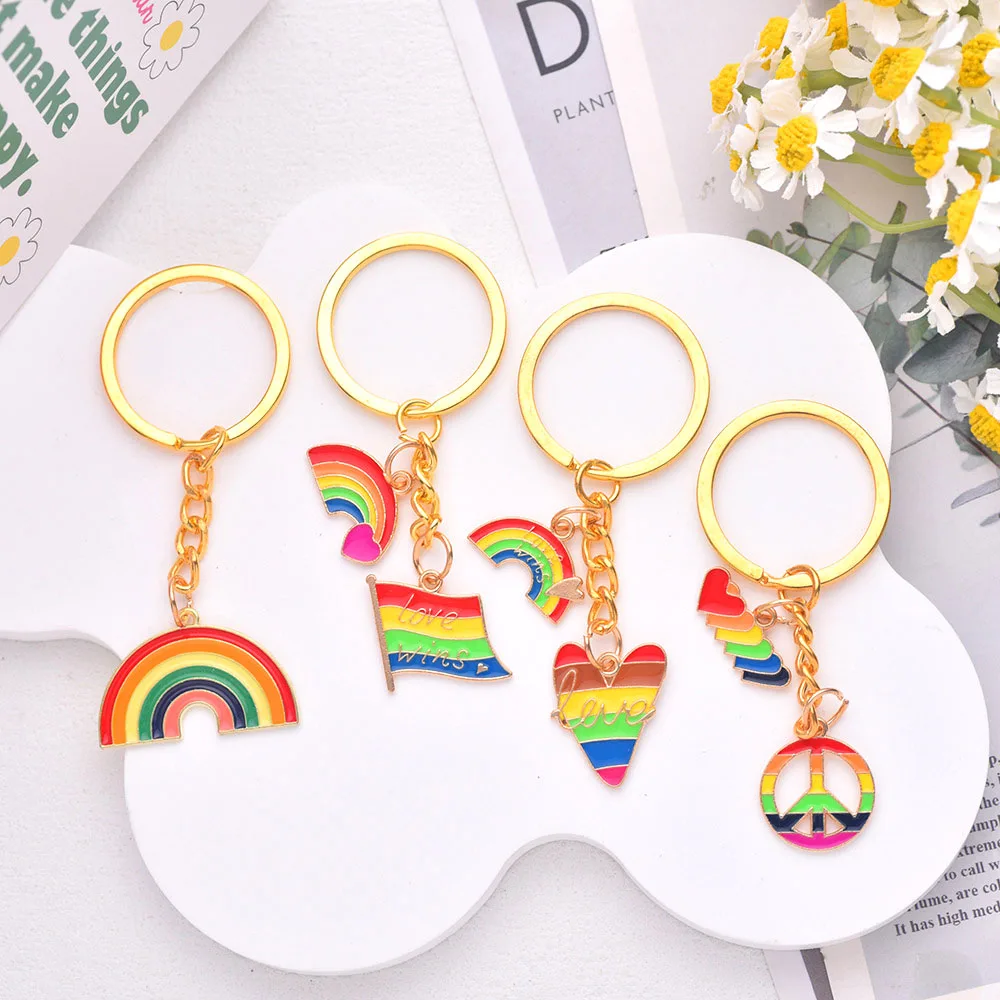 New Fashion Trend Dripping Oil Rainbow Keychain Girl Style Cute Rainbow Peace Pendant Backpack Pendant Car Keychain Accessories
