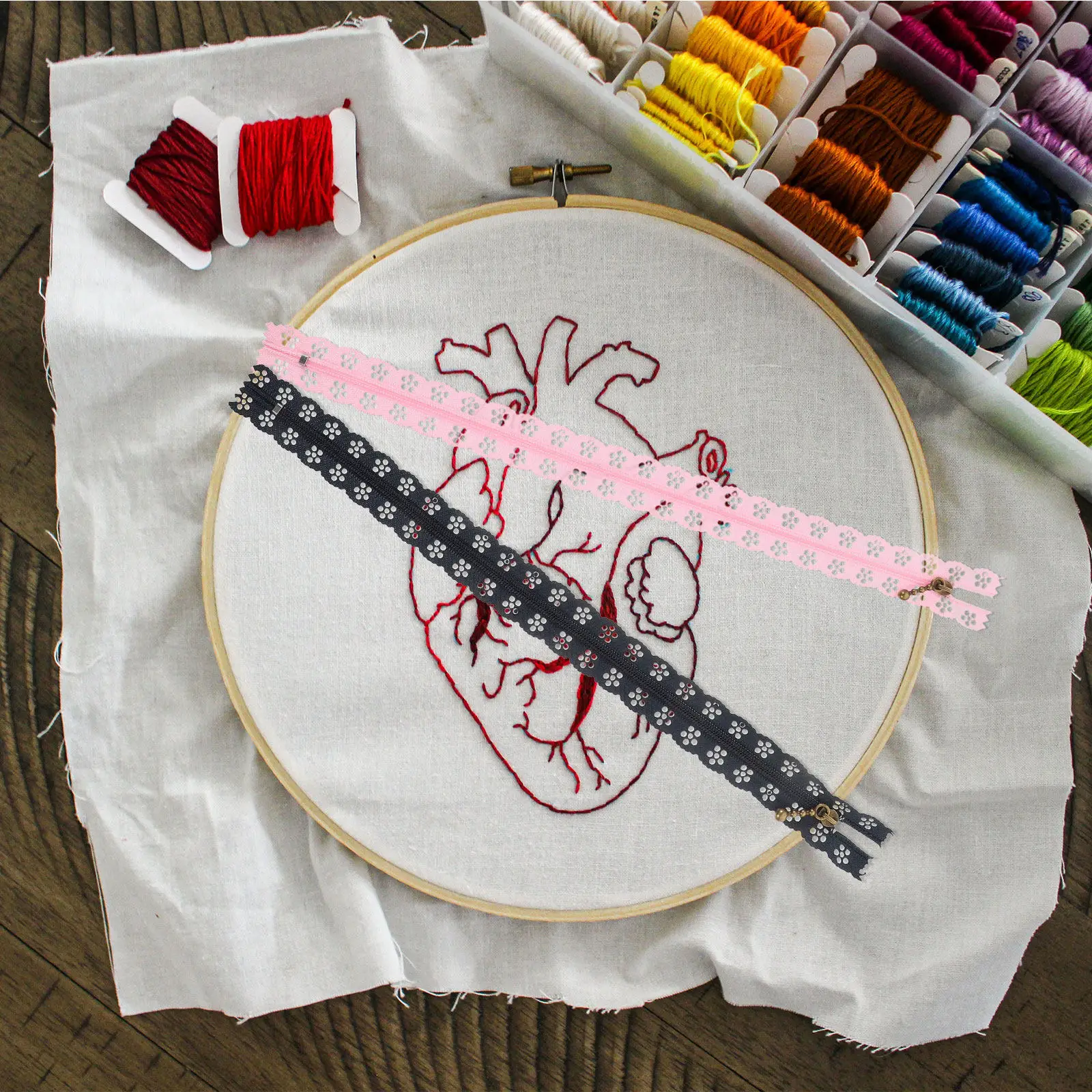 

30Pcs Exquisite Lace Zippers Sewing Craft Supplies Colorful Functional Zippers for Bag Making DIY Clothing Decoration