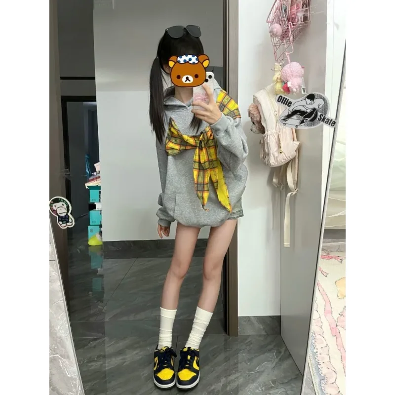 

2025 Autumn Explosion College Bow Strap Hooded Sweater Lazy Sweet Cool Style New Korean Version Trend Top Winter Clothes Women