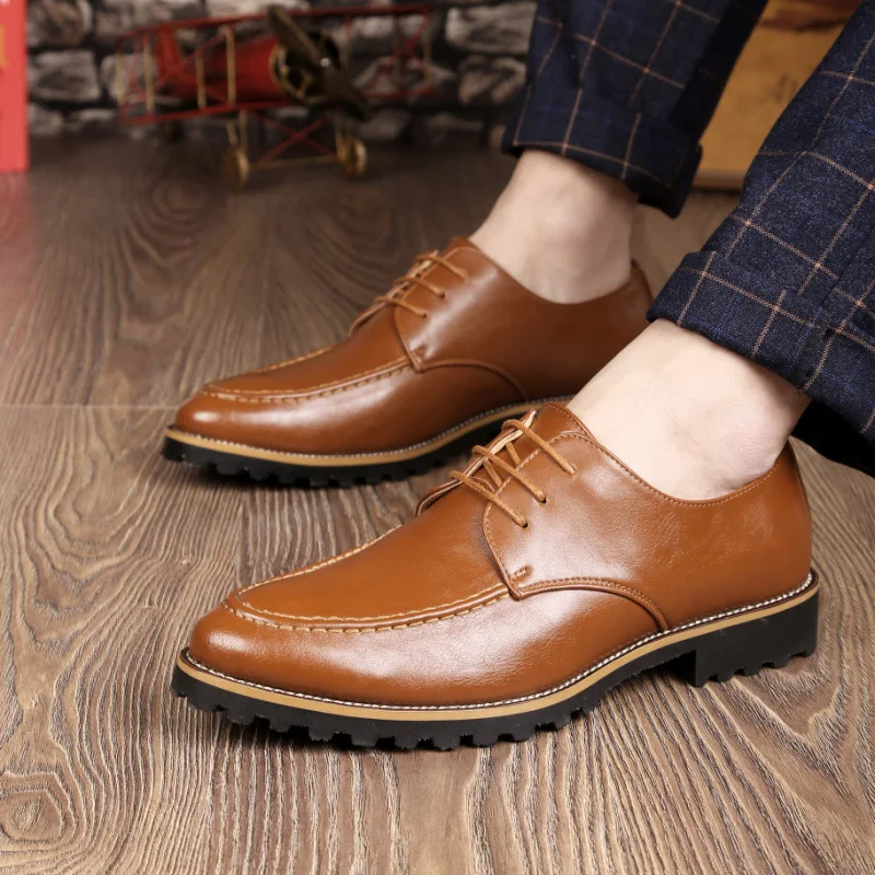 

Four Seasons New British Style Retro Brogue Leather Shoes Trendy Men's Casual Work Wedding Leather Shoes D5119