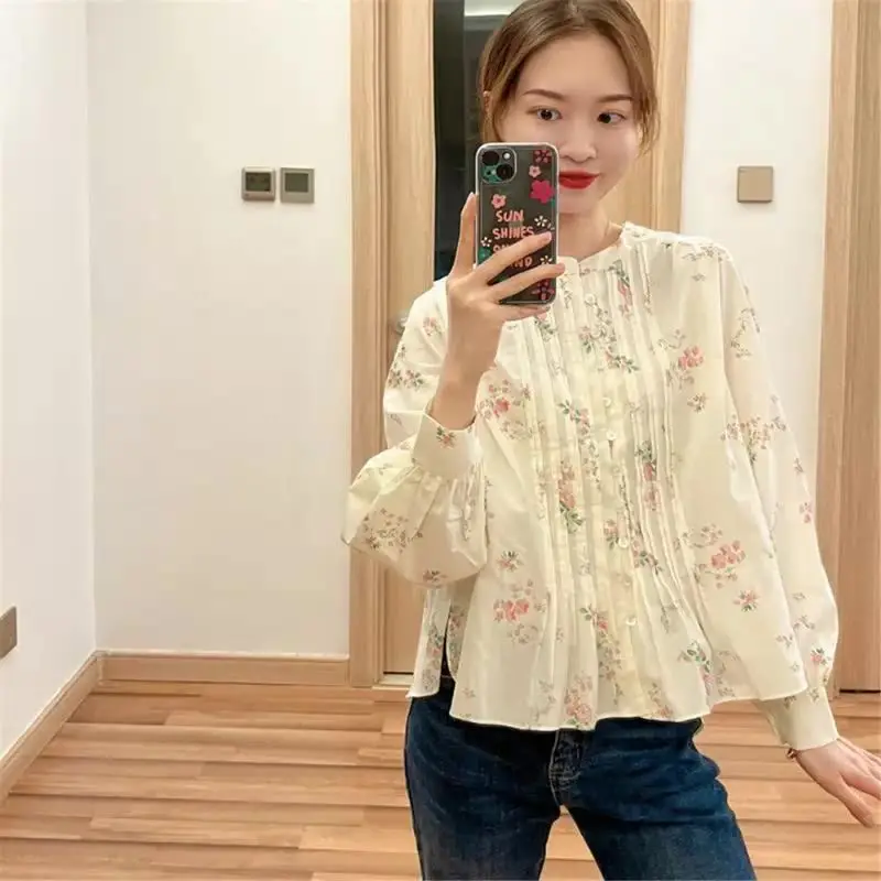 Retro Printed Shirt Women\'s Spring And Summer Short Loose Pleated Fashionable Bubble Sleeve Top