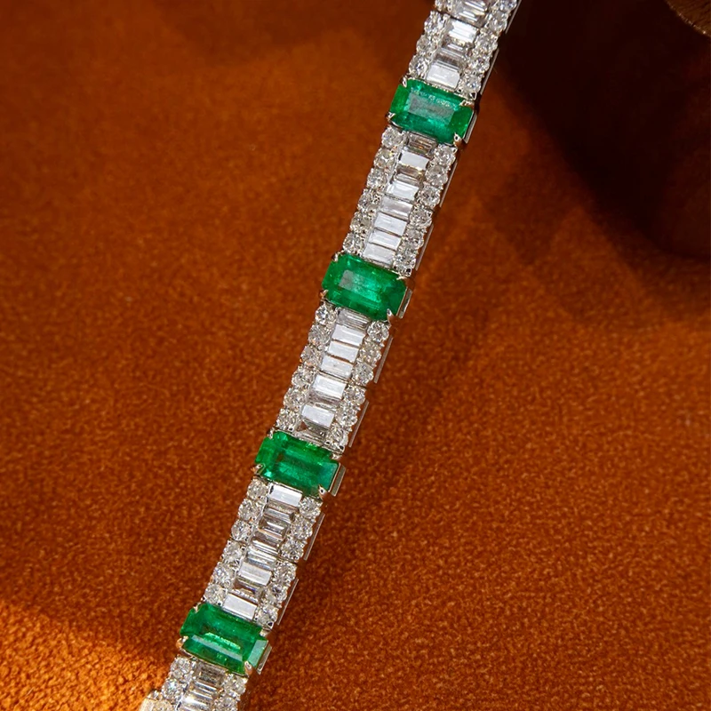 Aazuo High Quality Gift Shop18K Gold Real Diamonds Natural Emerald Luxurystyelife Bracelet Gifted For Women High Cass Banquet