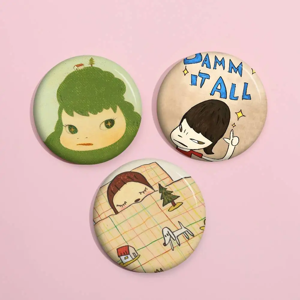 Japanische Schlafwanderpuppen Yoshitomo Nara Kunstwerke Kunst-Blechplatten-Softbutton-Pins Tier-Ikonen-Brosche Revers-Rucksack-Abzeichen-Pin