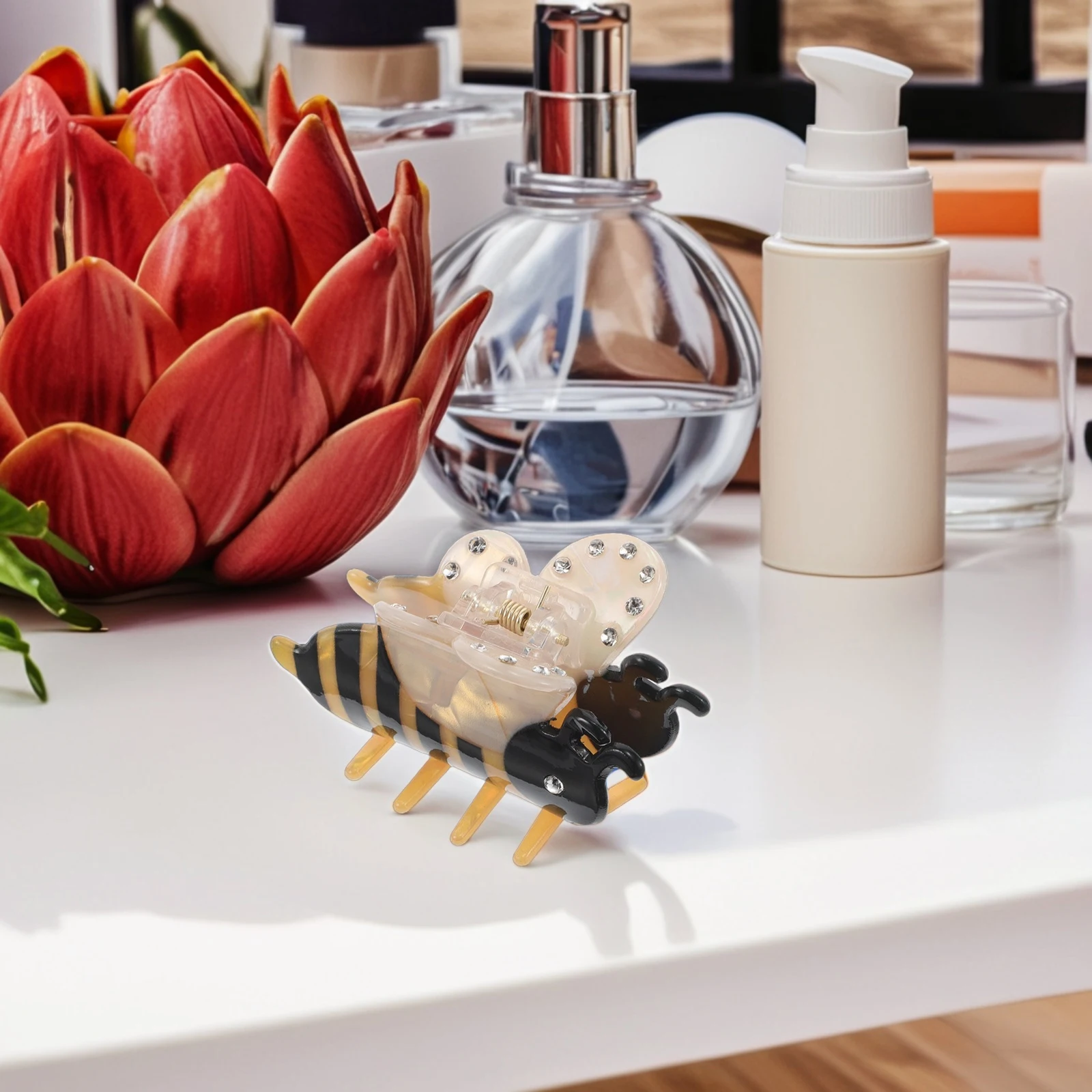 

Hairpin Animal Clips Funny Claws Mini Bee Hairpins Cartoon Accessories Acetate up