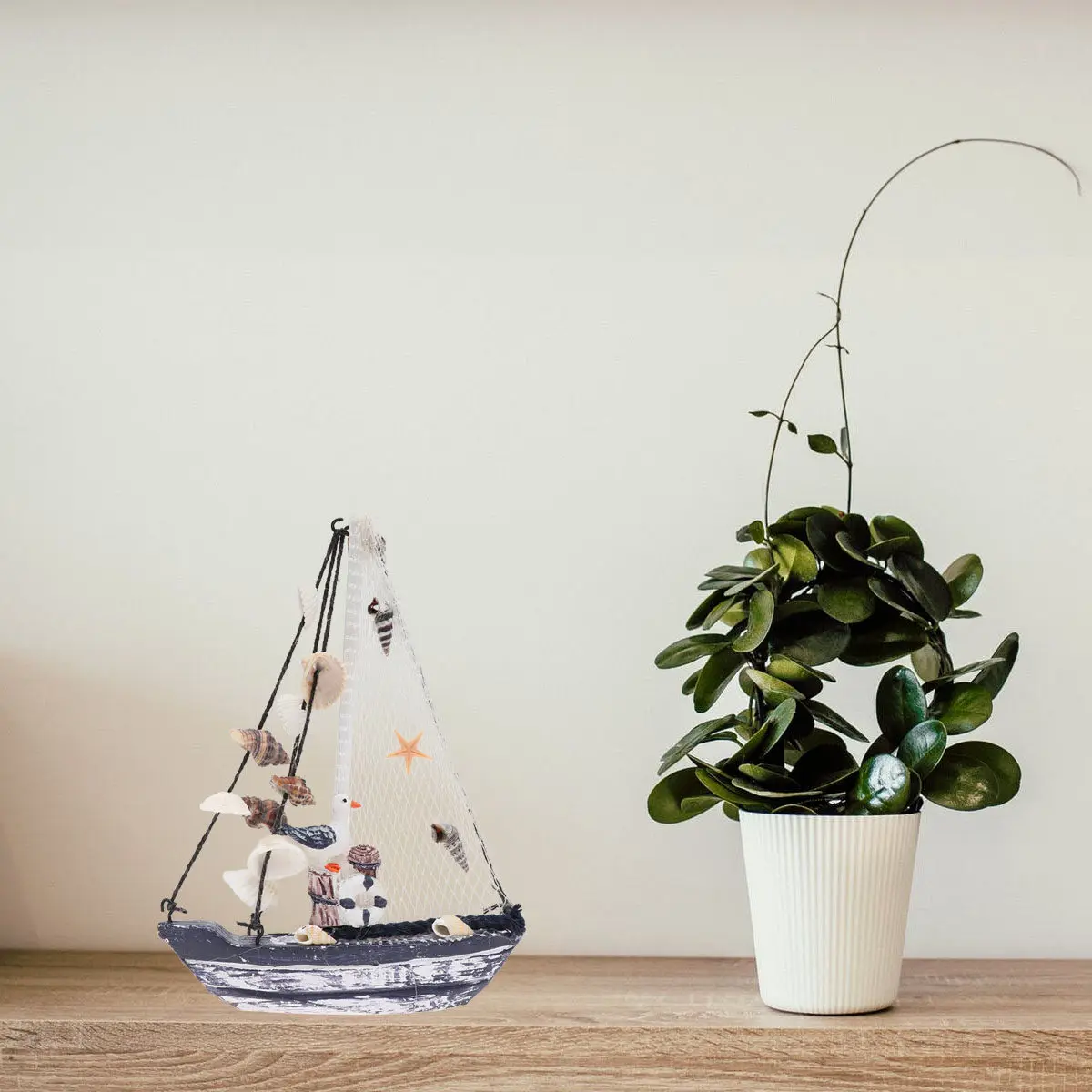 Mini Marine Shell Sailing Boat Wooden Resin Craft Ship Small Handmade Home Decoration Gift Sailing Boat Ornament
