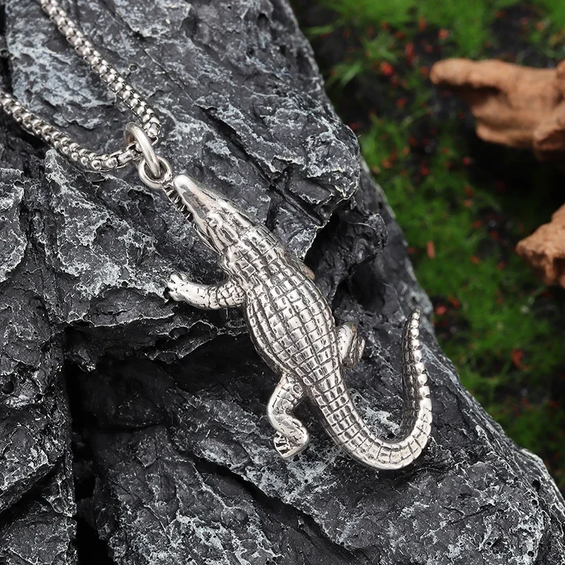 Domineering Hungry Lizard Crocodile Animal Pendant Necklace for Men\\\\'s Biker Punk Hip Hop Trendy Jewelry