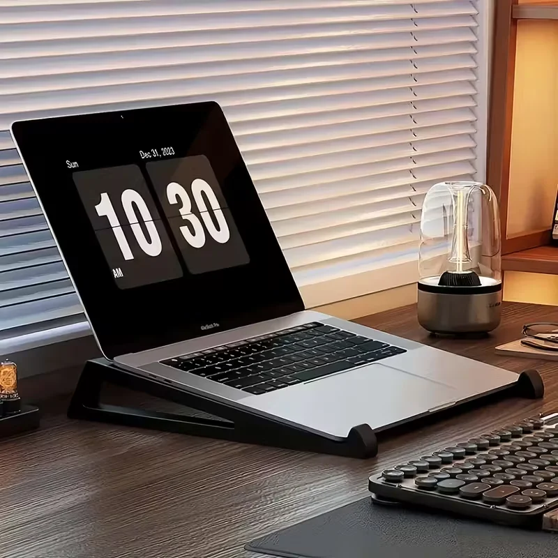 حامل كمبيوتر محمول مريح قابل للتعديل مع إمالة وتعديل الارتفاع - محمول لأجهزة MacBook والكمبيوتر الشخصي وتصميم بسيط