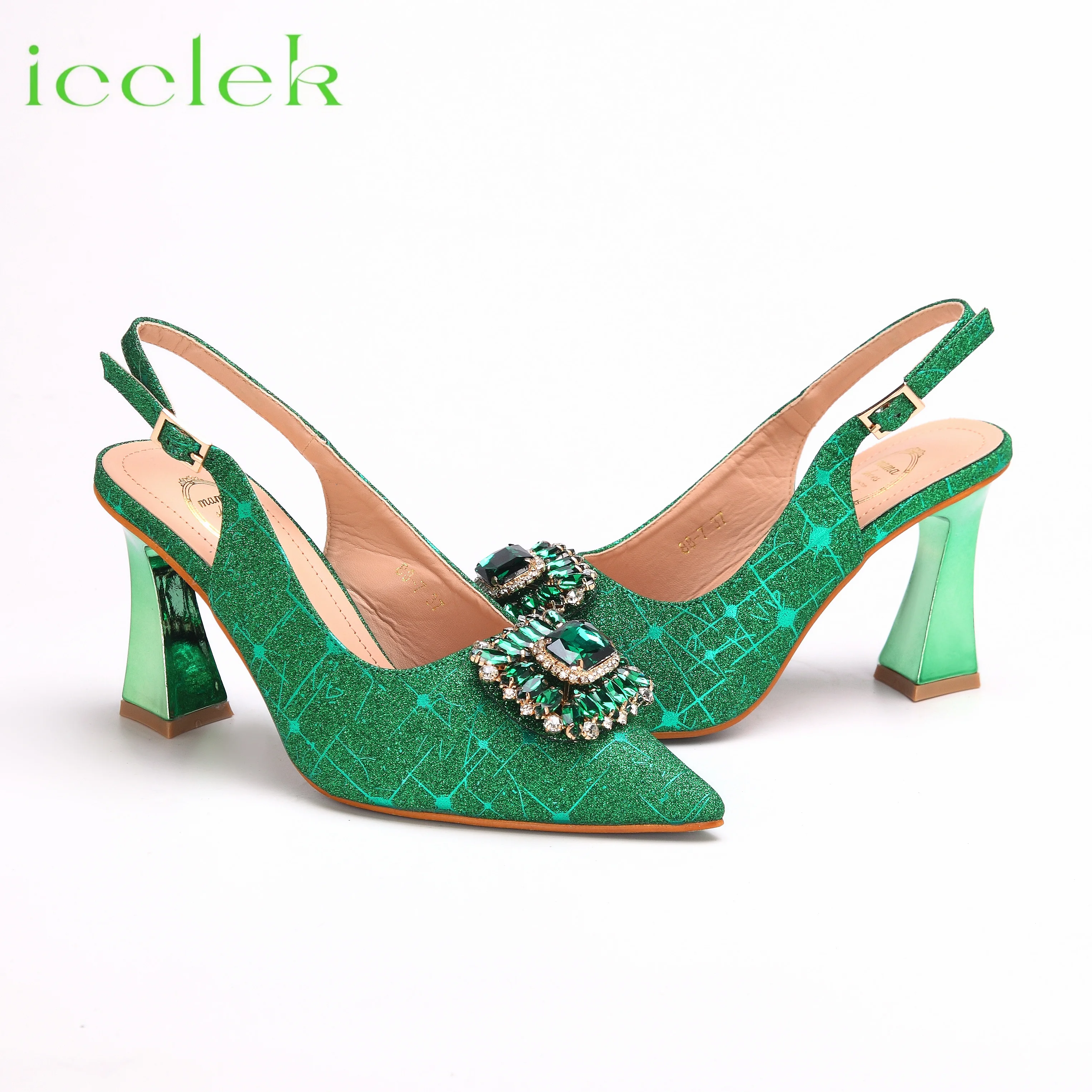 Nigeria beliebte neue elegante grüne Farbe Chunk Heels Sandalen für einfache und vielseitige exquisite Party Schuhe passende Tasche Set