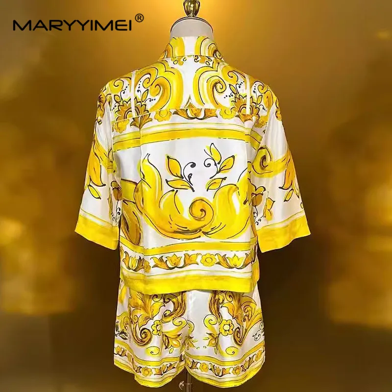 MARYYIMEI Summer Women\'s Suit Turn-Down Collar Single-Breasted Half Sleeved Tops+Casual Shorts Baroque Print Silk 2 Piece Set