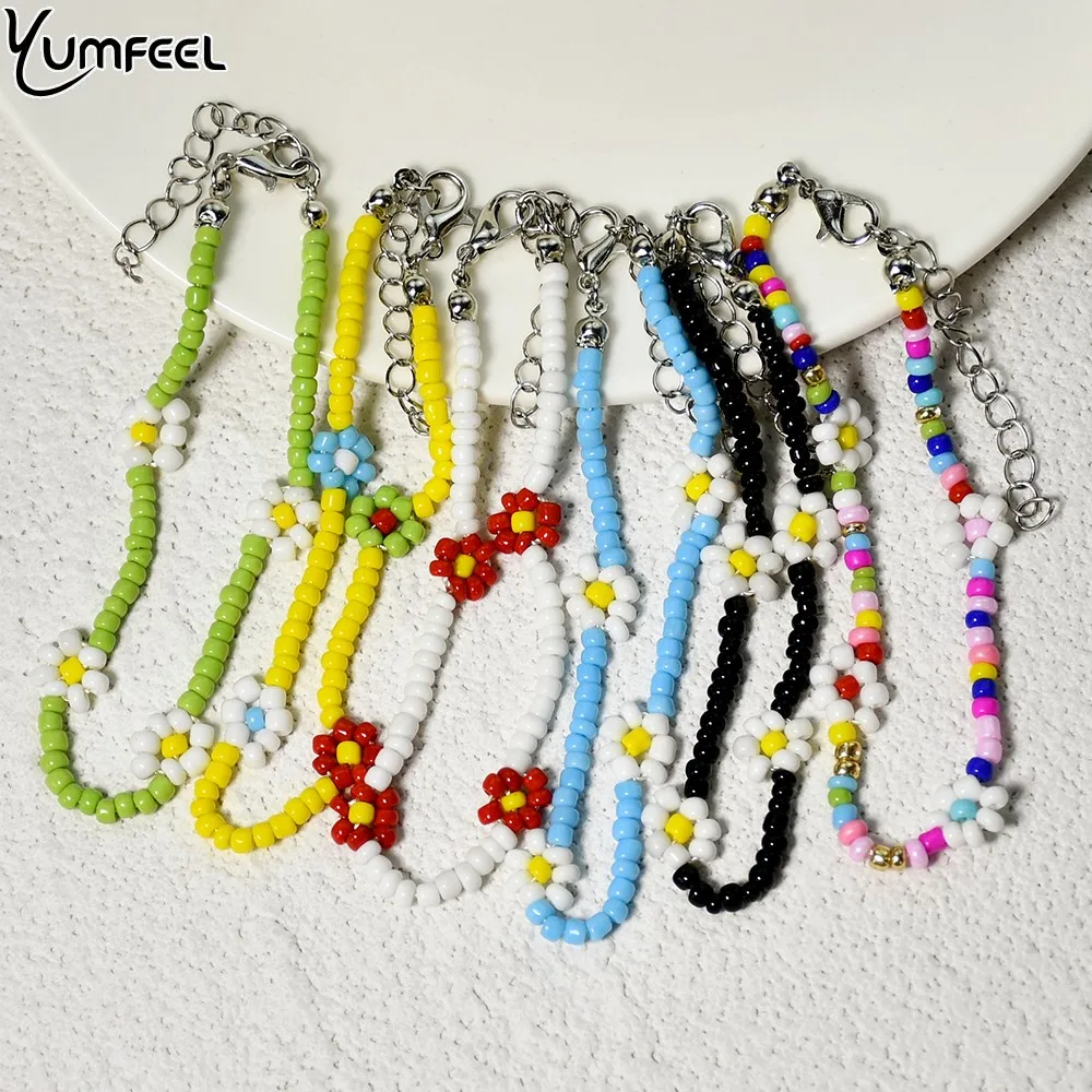 Yumfeel New Handmade Woven Daisy Flower Bracelets Bohemian Beaded Wristband Women 2022 Trendy Colorful Y2K Jewelry