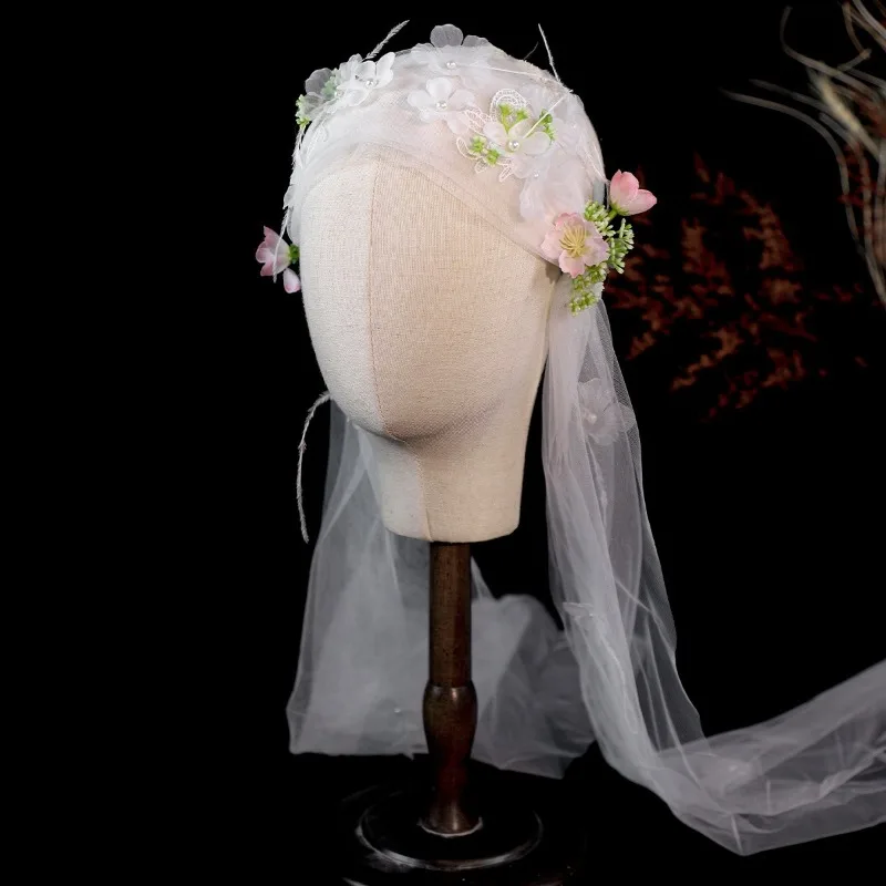 

Bride Handmade Headdress Small Fresh Petal Pearl Veil Simple Shape