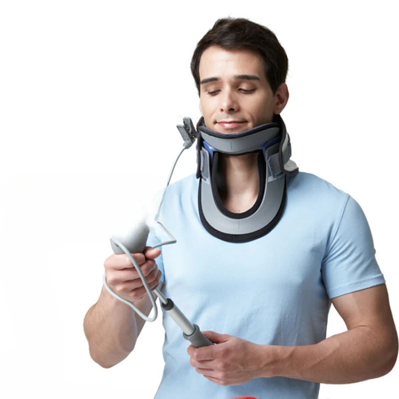 Correction of cervical spondylosis with cervical traction device, medical neck care, family neck suspension, forward l