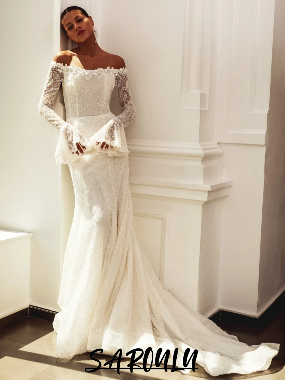 

Charming Flare Sleeves Sparkly Appliques Wedding Dress Modern Off-the-shoulder Beaded Mermaid Bridal Gown Customized For Women