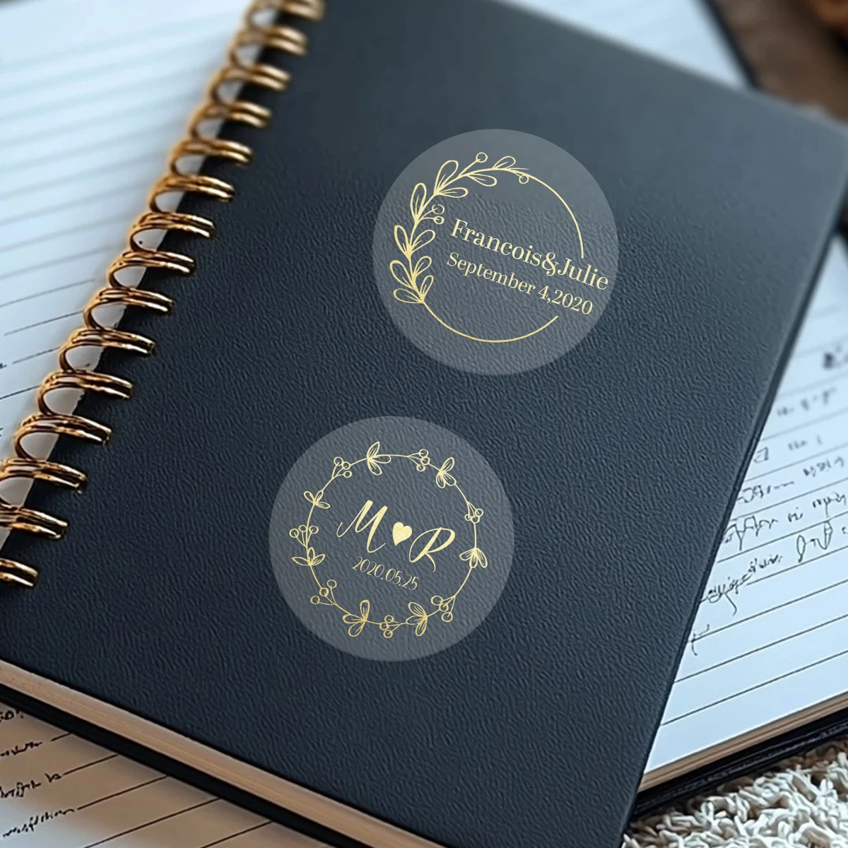 Personalisierte Hochzeits-Namens- und Datumsaufkleber, Maßgefertigte Umschlag-Siegelaufkleber, Anpassbare Romantische Hochzeitsetiketten, Jubiläumsgeschenk – Detail 4