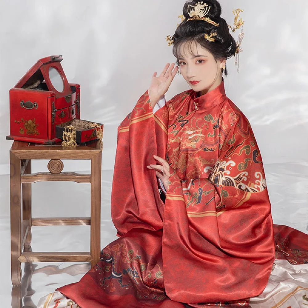 

Red female Hanfu traditional Chinese style high quality weaving gold Ming Dynasty O-neck robe horse skirt summer daily clothes