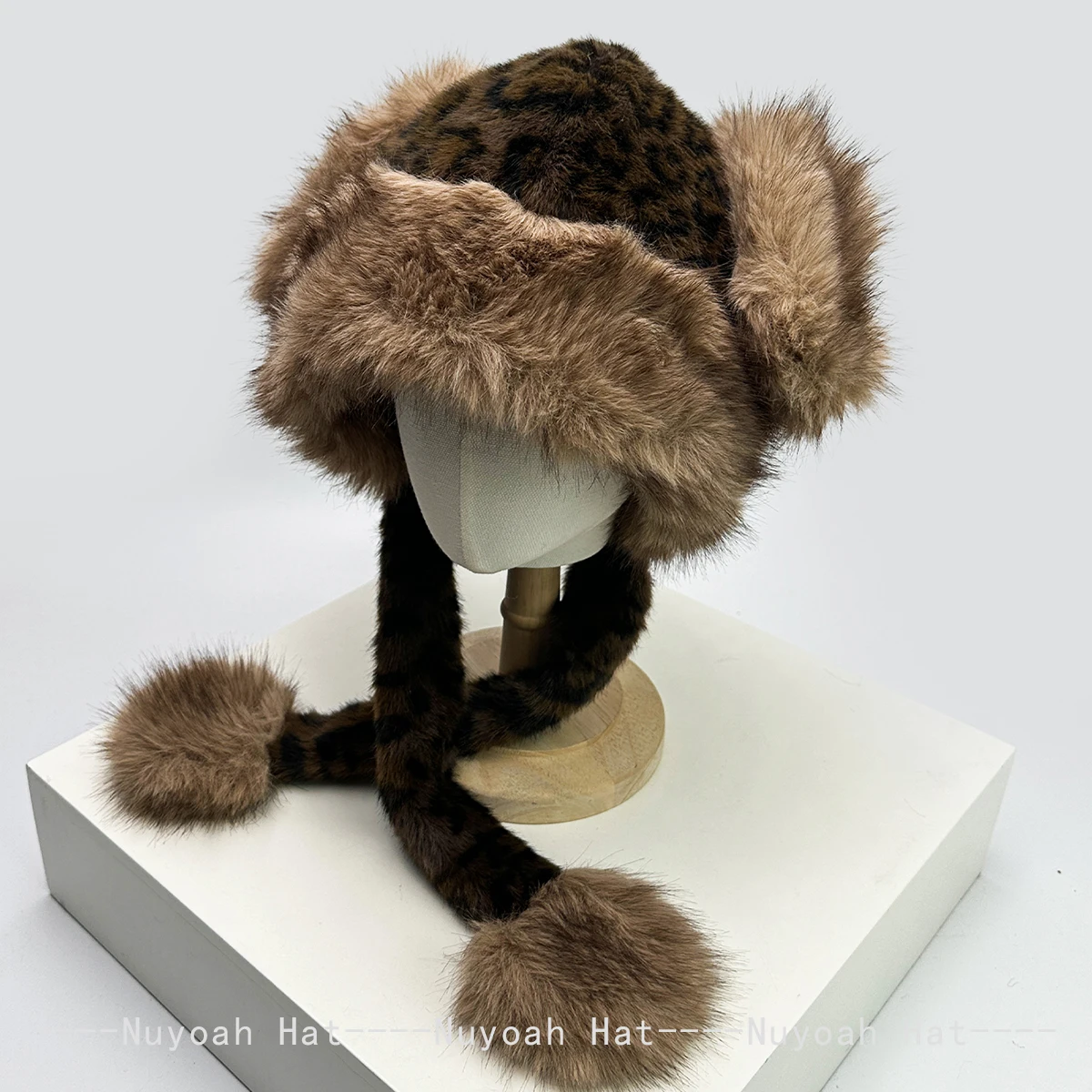 الخريف والشتاء النساء لطيف آذان أرنب صغير أفخم القبعات الدافئة في الهواء الطلق ظلة ليوبارد طباعة صياد قبعات الأشرطة تنوعا #5