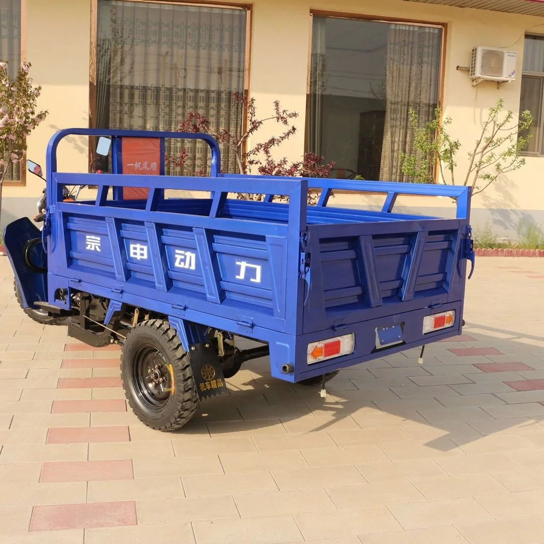 

New tricycle passenger and cargo tricycle motorcycle fuel tricycle motorcycle