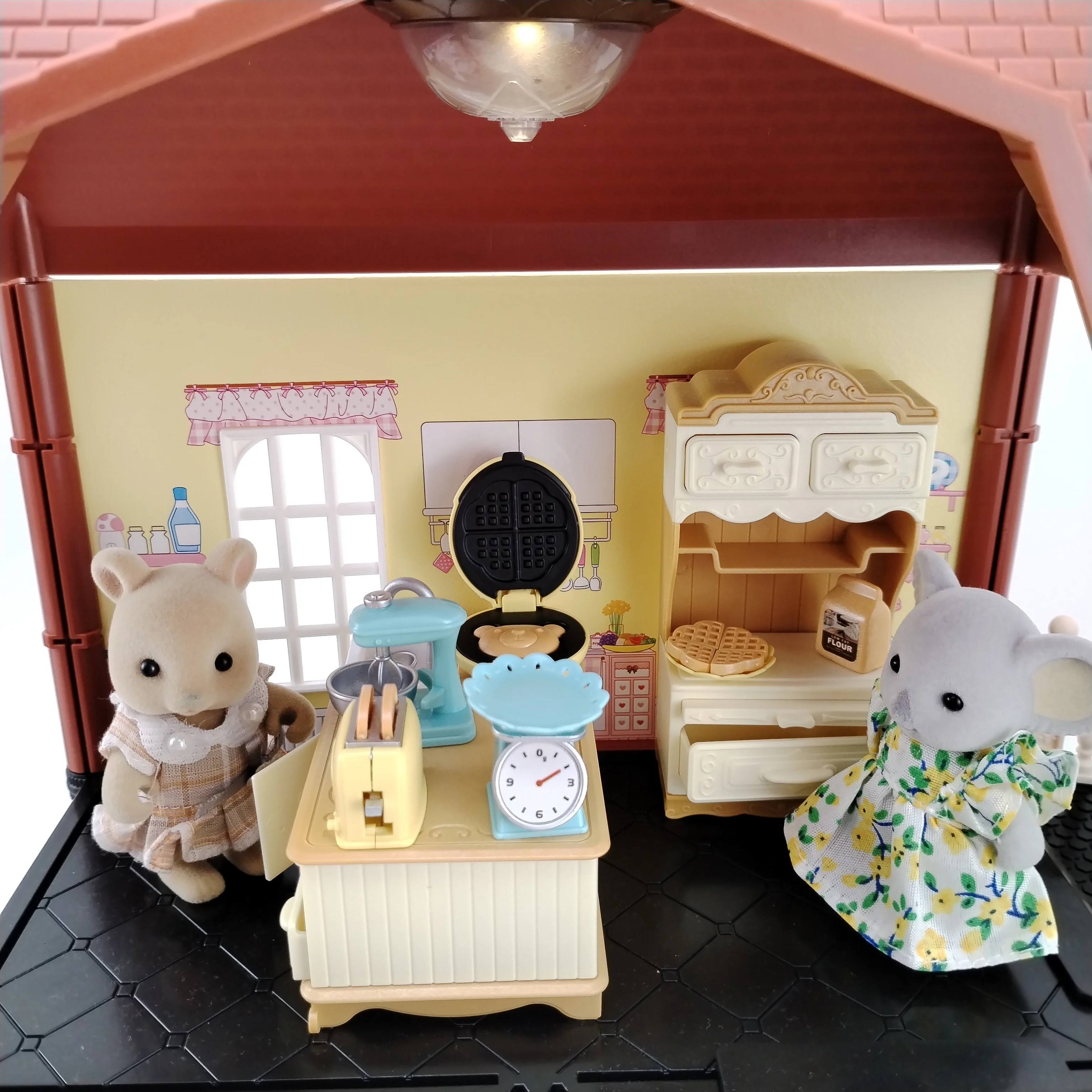 miniature items kitchen household chores pretending games dollhouse furniture accessories family interaction doll kids toys