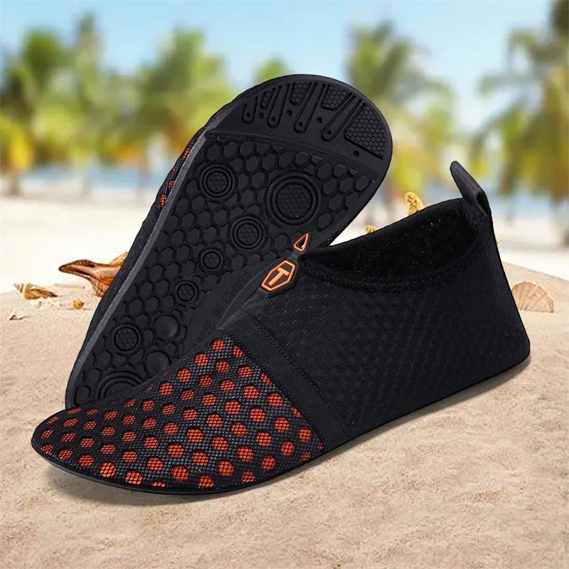 

Quick Dry Water Shoes Men Women Beach Shoes Big Size 34-47 Ultralight Men's Barefoot Sneakers Breathable Mesh Women's Aqua Shoes