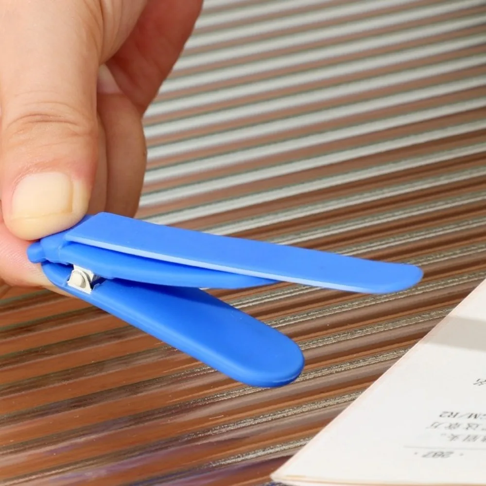 1/3 Pcs Cute Bear Bookmark Clip Silicone Automatically Follows Book Markers Stationery Supplies Notebook Page Divider