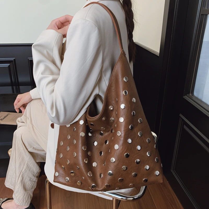 

Women Luxury Leather Classic Designer Shoulder Bag Fashion Tote Handbag For Everyday Stylish Comfort