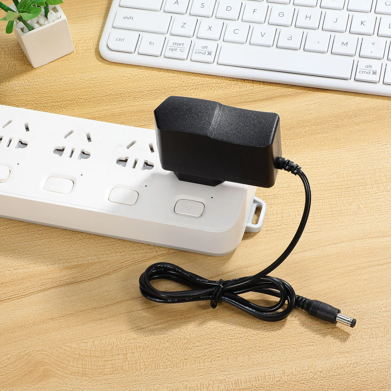 

3V 1A Power Adapter Black 5.5Mm X 2.1Mm Eu Plug 100-240V Input Dc Output For 2000Ma Devices Portable Travel Use Durable