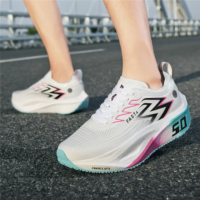 2025 New Hot-Selling Carbon Plate Running Shoes for Men and Women, Men's Summer Running Shoes, Ultra-Light Shock-Absorbing Racing Shoes, Kidsren's and Students' Physical Training Shoes