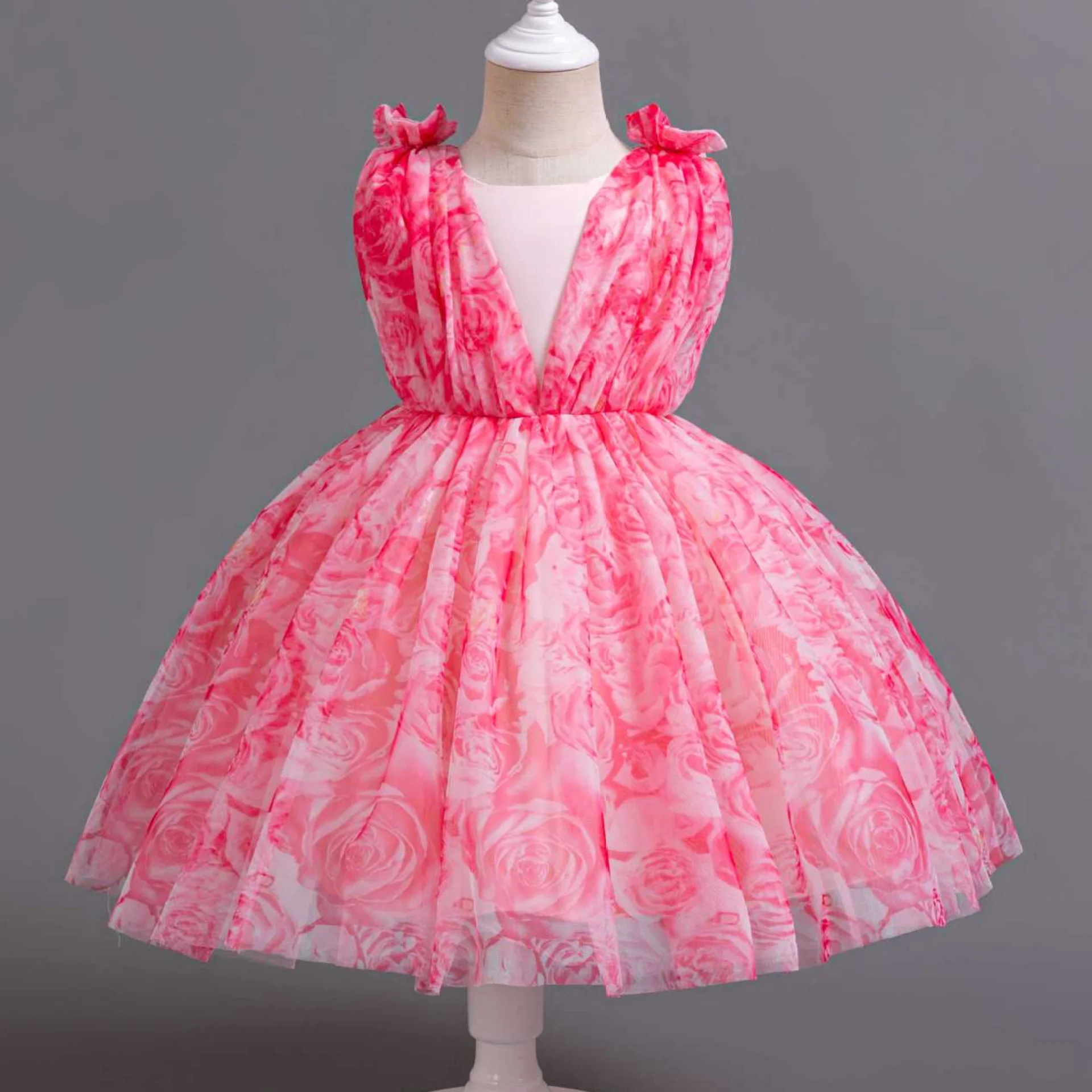 

New Girl Print Fashionable and Atmospheric Mesh Puffy Skirt for Children's Day School Stage Play Performance Dress