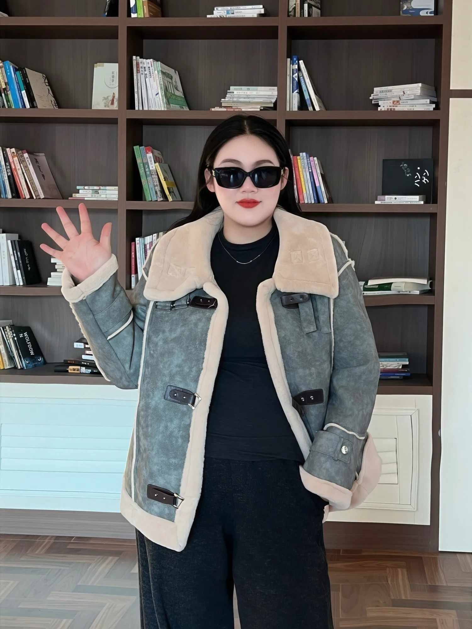 

Sli Large Size Women's Winter Jaet 2025 New Vintage Flip Collar Fce Lined ort Lamb Velvet Top Commute Casual Polye...