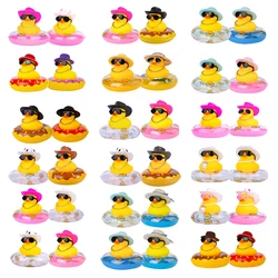 Mini canards en caoutchouc pour décoration de voiture, tableau Prada, Jeep jaune, accessoire de fête, ornement de table, 2 ensembles