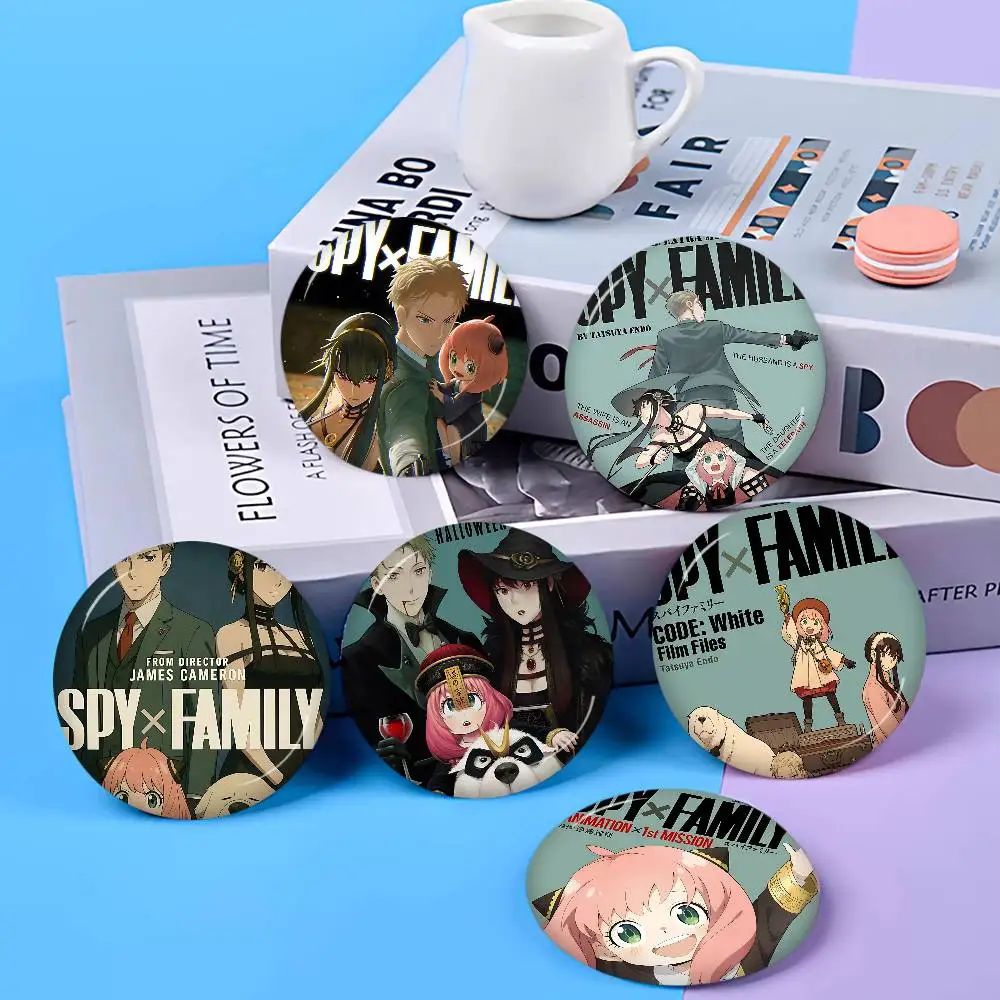 comedy anime S-Spy X F-FamilyS 58mm Cute Series Pins Funny Badge Interesting Cartoon Animals Brooches Backpack Clothes Gift
