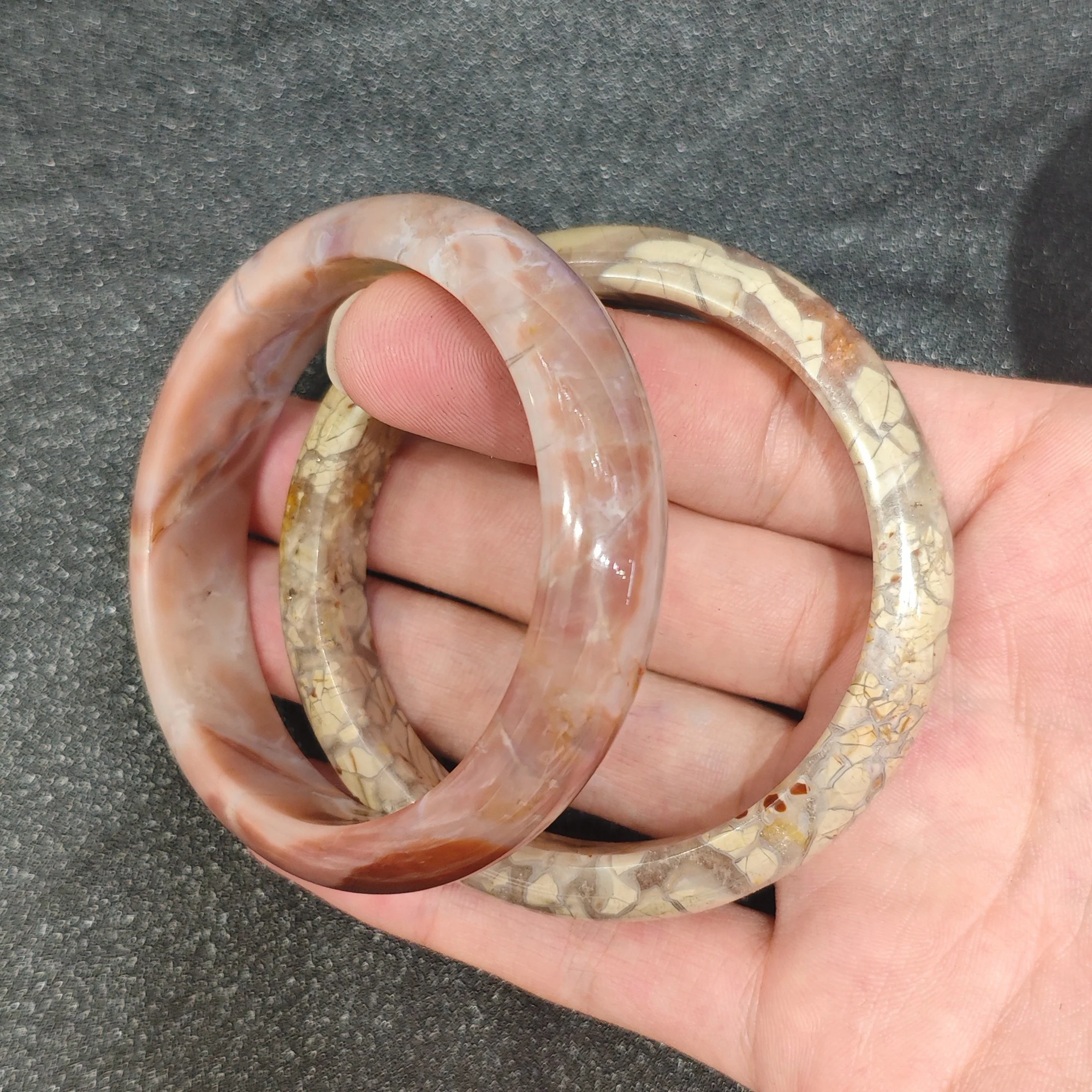 Natural Alashan Crackle Agate Bangle Bracelet Gemstone Smooth Bangle Desert Crystal Matrix Jewelry Present Supply 1 Piece