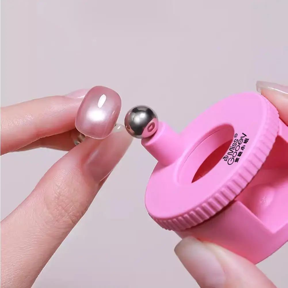 

Automatic Rotating Cat Eye Nail Magnet Tool For Beginners For Wide Glass Bead Cat Eye Effect Manicure, Quick & Easy to Use Nail