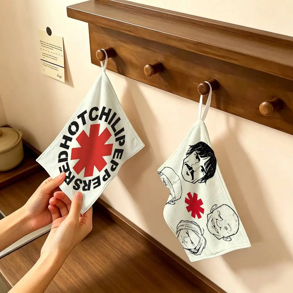 Popular Band Red Hot Chili Peppers Polyester Cotton Hand Wiping Towel, Anti-shrink Hanging Kitchen Cloth for Household Cleaning