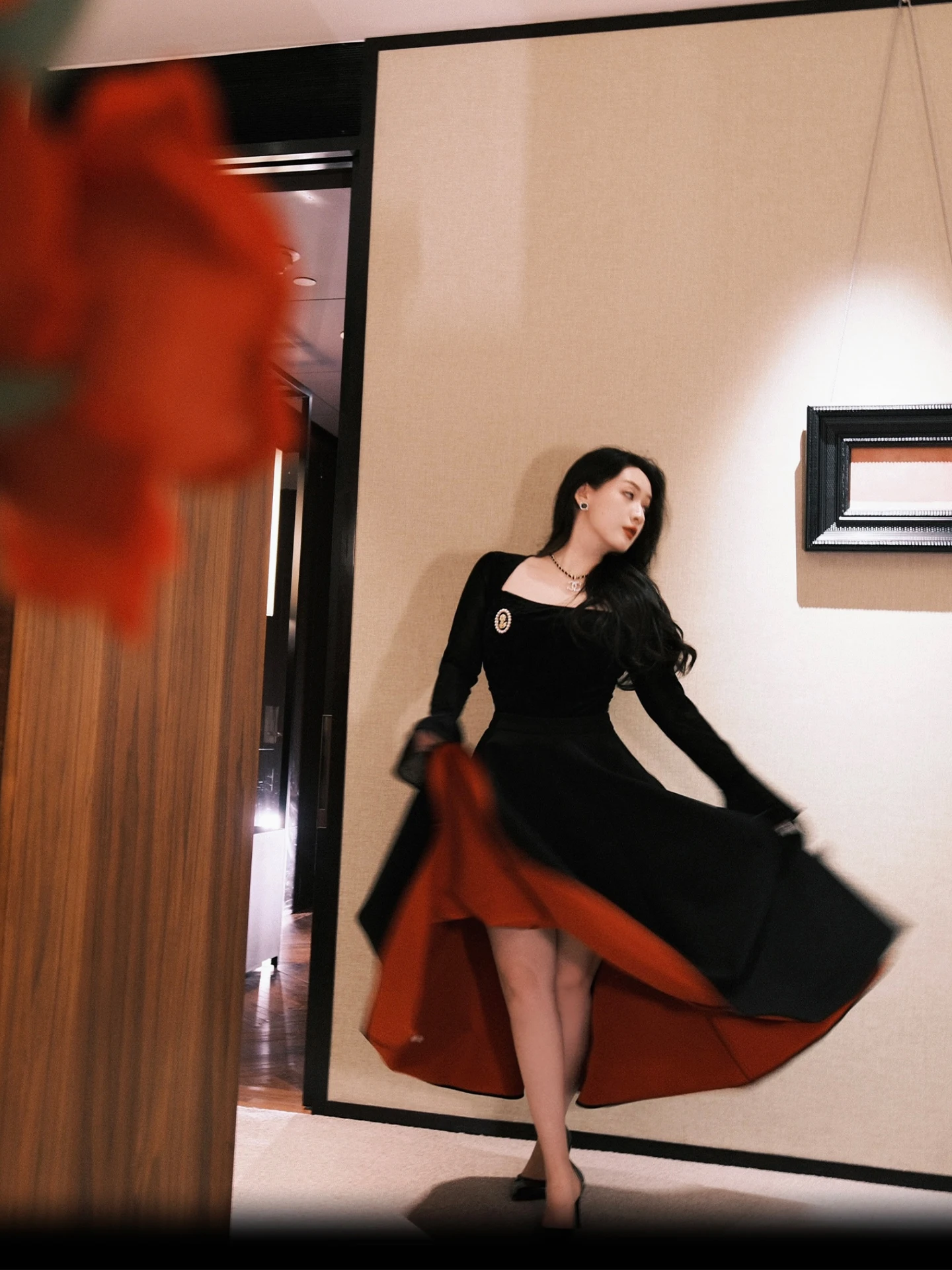 

Красная юбка-ботфорт больших размеров и облегающий топ для ранней весны, повседневная одежда для поездок на работу, из смеси полиэстера и спандекса, с длинными рукавами