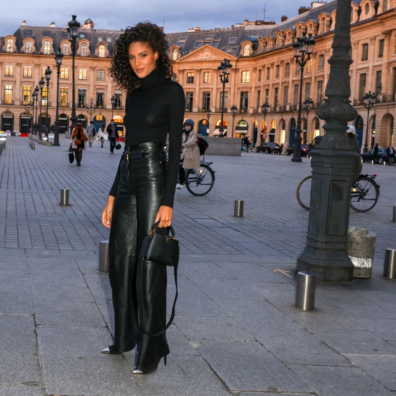 Street Fashion Week - Eco-vriendelijke high-waist zwarte leren broek met