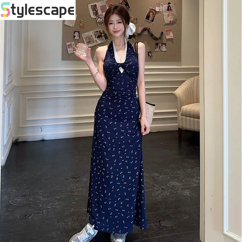 

2025 New Slimming and Waist Cinching Design, Vacation Long Skirt with Hanging Neck, V-neck, French Lace Floral Dress for Women
