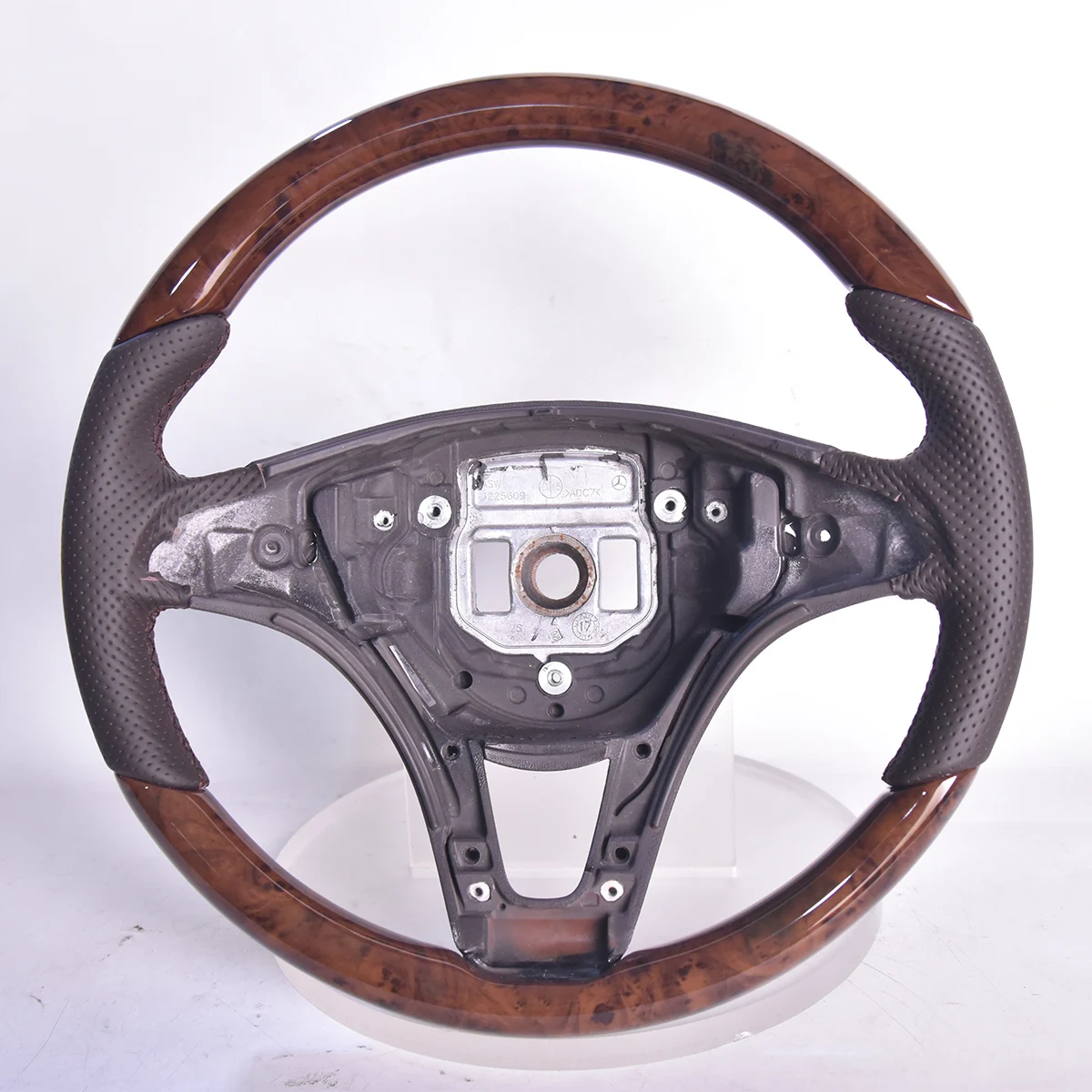 Classic Walnut Wood and Leather Steering Wheel For Mercedes GLC GLA GLB A200 C200L