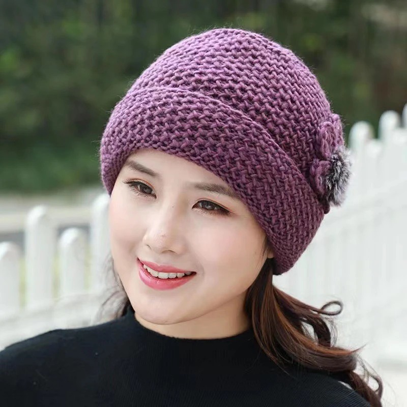 Bonnets croisés floraux pour femmes, couvre-chef à la mode, bonnets chauds pour dames, chapeau d'hiver, 1PC