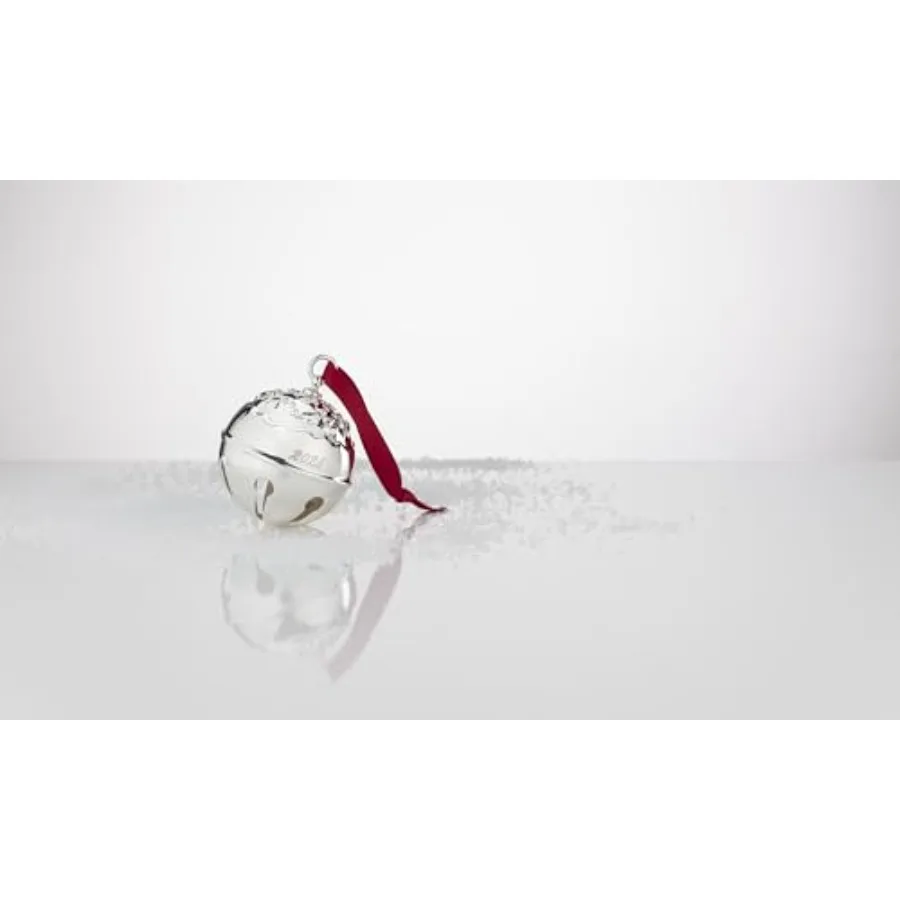 زخرفة 2025 هولي بيل حلية فضية مصنوعة من المعدن زينة شجرة عيد الميلاد الجميلة مع شريط أحمر للتعليق I