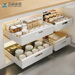 Étagère de rangement de cuisine à proximité dans l'armoire, bocaux HI côtelés, panier à épices superposé, assiette à plat, boîtes sous évier, organisateur de maison