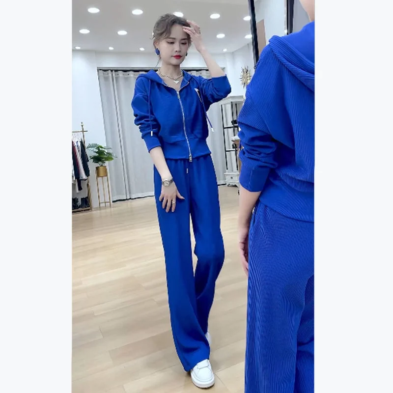 

Весенний комплект с широкими брюками и высокой талией, женский модный утягивающий костюм из двух предметов, маленький размер, иллюзорный высокий ранний весенний комплект