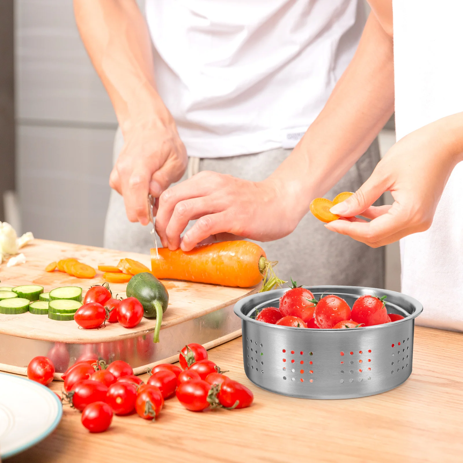 

Fridge Storage Containers Clear Food Preservation Boxes Stainless Steel Drainer Basket Fruit Vegetable Strawberry Container