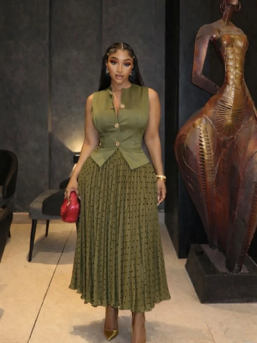 

Elegant African Women's Summer 2026 Sleeveless Vest And Long Skirt Set High Waist Midi Length Polka Dot Fashion Ensemble