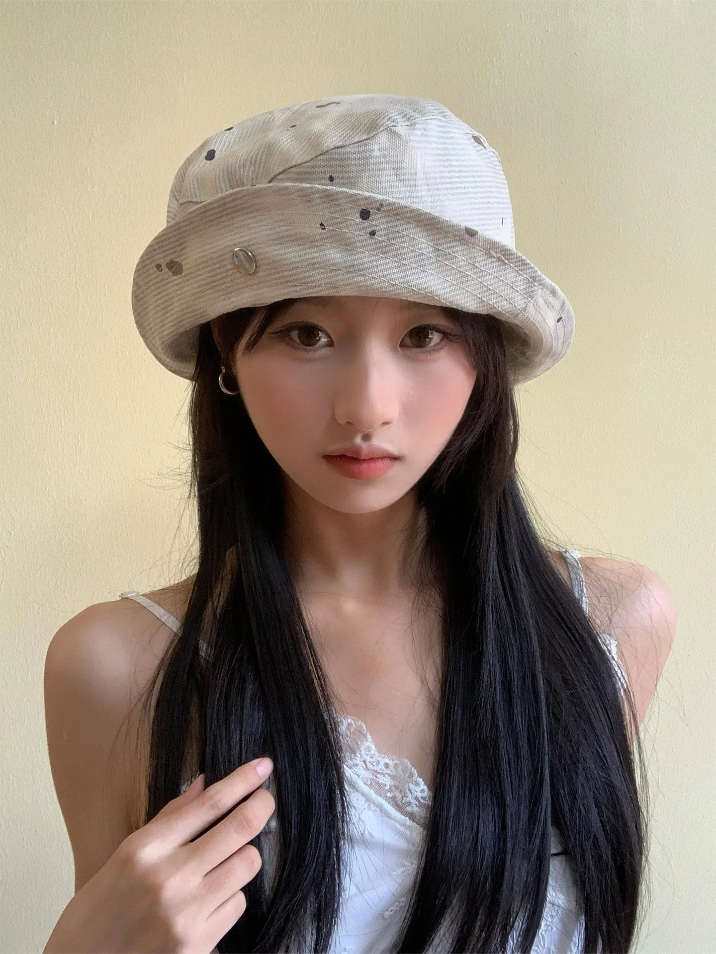 2026 New Style Women's Bucket Hat with Turned down Brim Retro Face Slimming Large Head Circumference Fisherman Cap Autumn Winter