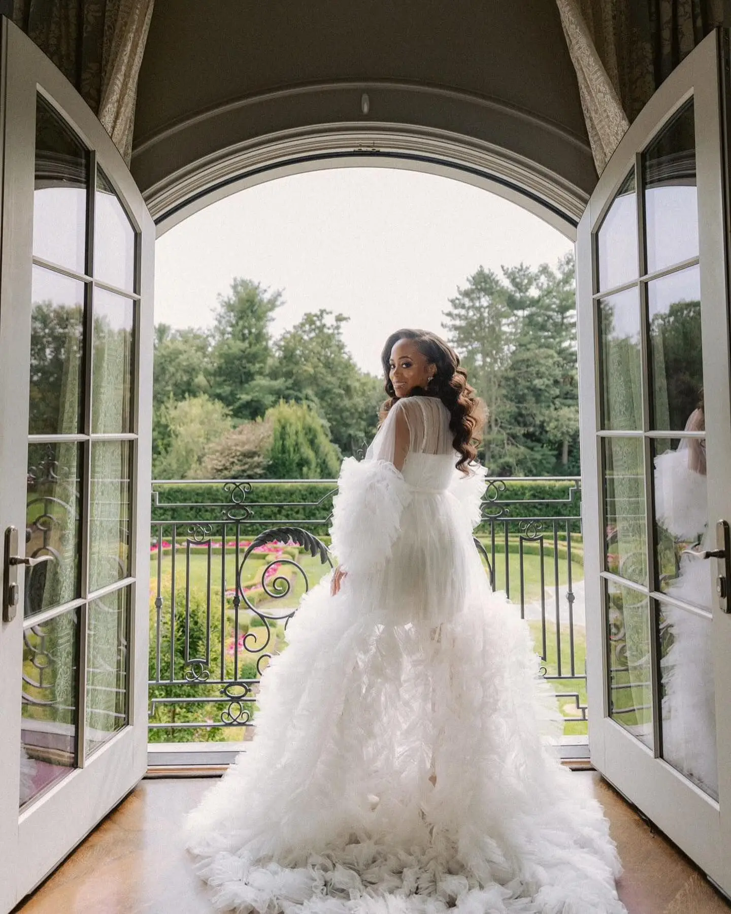 White Women Evening Dresses Pregnant Robe Wedding Prom Dress for Photo Shoot Ruffles Tulle Bridal Boudoir Sleepwear Nightwear view 5