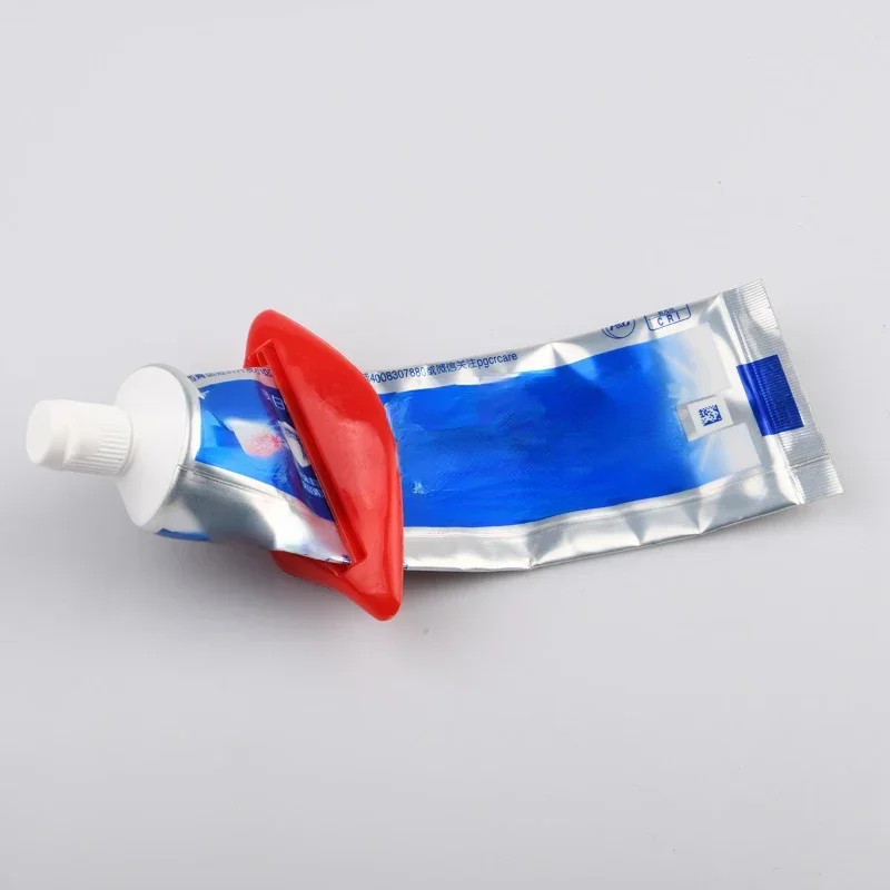 Tube de dentifrice Style lèvres presse-agrumes distributeur pince à dentifrice extrudeuse de dentifrice polyvalente pour salle de bain accessoires créatifs