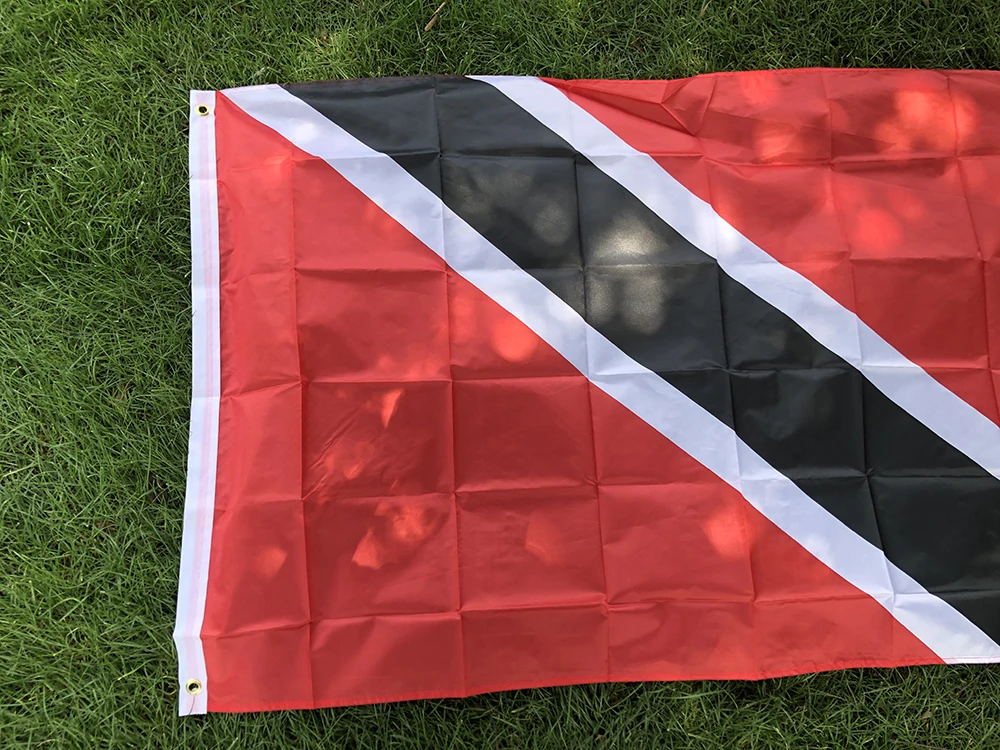 Bandera Trinidad y Tobago – Poliéster resistente para exterior - imagen 3